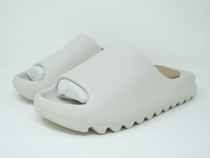 YZY YS-01 Cream Slide sz 10 Mens/11 Womens